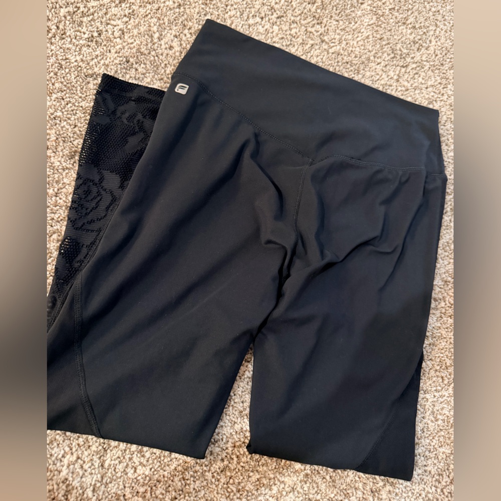 Women’s Fabletics Leggings